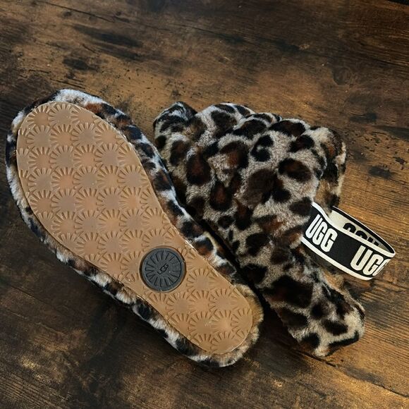 UGG Fluff Yeah Slingback Sandal in
Amphora Leopard Size 6 - Picture 8 of 9